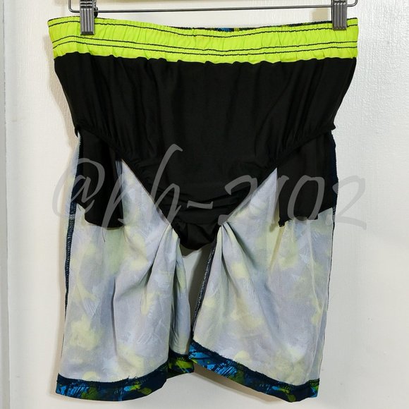 Spyder BOYS Youth 2-piece Swim Set GREEN . - Picture 10 of 14